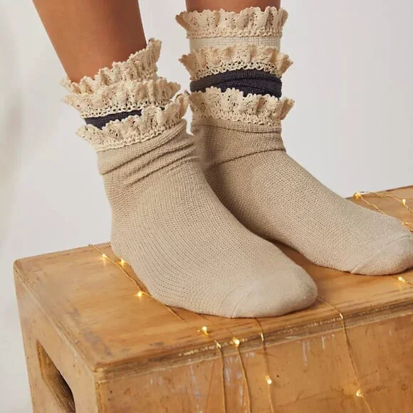 NWT Free People Beloved Waffle Knit Ankle Socks ivory white 1 Pair - Picture 7 of 12